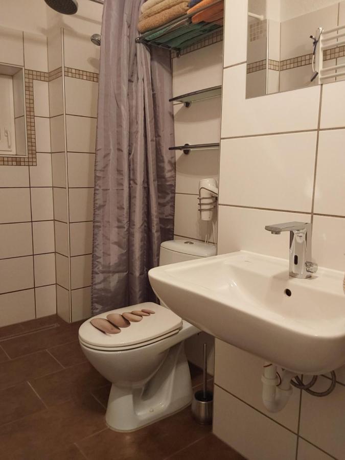 Kleines Zuhause Lejlighed Magdeburg Eksteriør billede